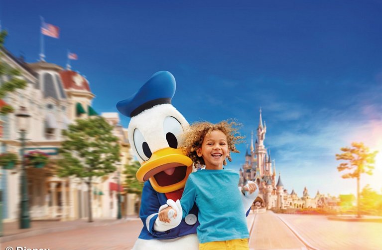 Disneyland® Paris & Disney Hotel New York – The Art of Marvel