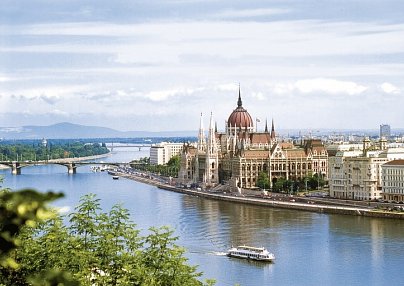 Flusskreuzfahrt Donau Schiffe