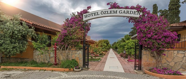 Özlem Garden