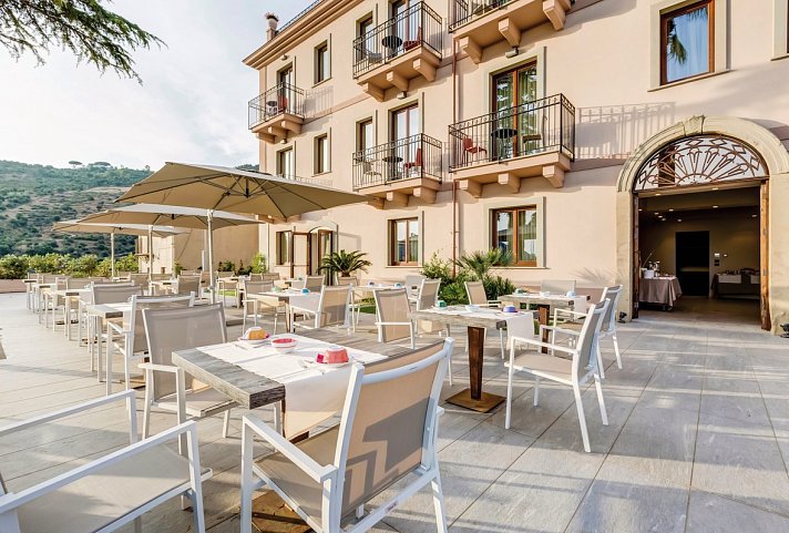 Best Western Plus Hotel Terre di Eolo