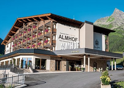 Panorama Hotel Almhof Galtür