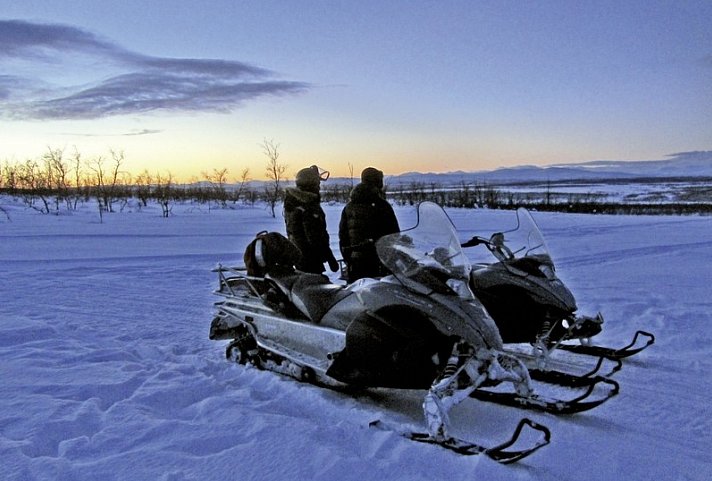 Winterlich aktiv in Schwedisch Lappland