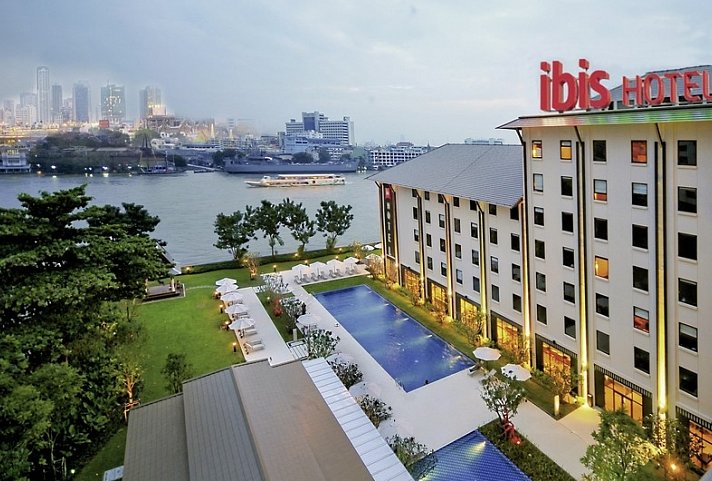 Ibis Bangkok Riverside