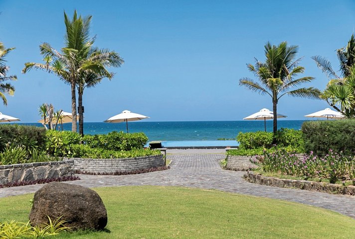 Melia Danang Beach Resort