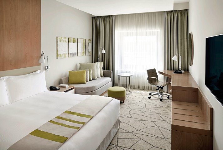 Holiday Inn Dubai Festival City