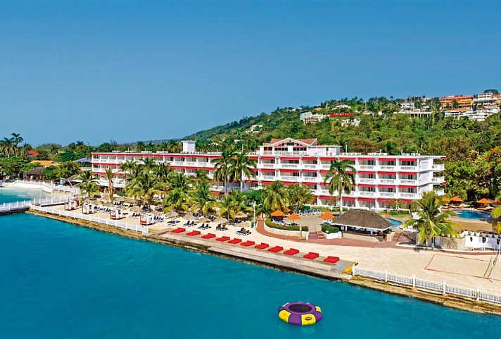 Grand Decameron Montego Beach, A Trademark All-Inclusive Resort