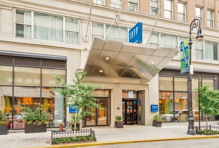 TRYP by Wyndham New York City Times Square / Midtown