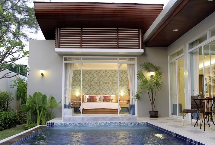 Apsara Beachfront Resort & Villa