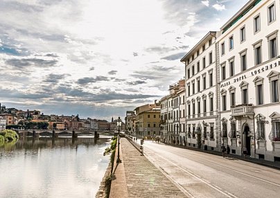 Plaza Hotel Lucchesi Florenz