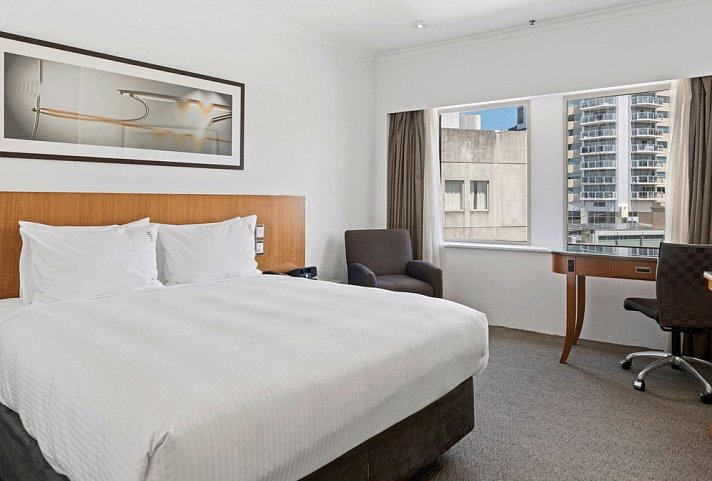 Holiday Inn Potts Point